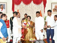 Andhra Pradesh BJP Leaders Meet Telangana Governor Tamilisai Soundararajan - See Pics