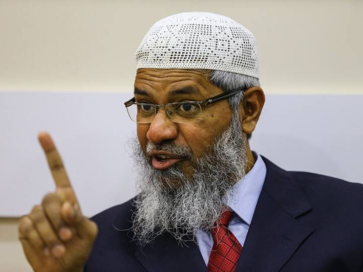 Zakir Naik Controversy: जाकिर नाइक को लेकर कतर ने भारत सरकार से क्या कहा? विदेश मंत्रालय ने बताया Indian Foreign Ministry said The issue of Zakir Naik being wanted has been raised with Qatar and take back to Malaysia spokesperson Arindam Bagchi Zakir Naik Controversy: जाकिर नाइक को लेकर कतर ने भारत सरकार से क्या कहा? विदेश मंत्रालय ने बताया