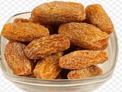 काजू,  किशमिश और बादाम के तो अपने ढेर सारे फायदे सुने होंगे, पर क्या आप जानते हैं सेहत का भंडार है छुहारा