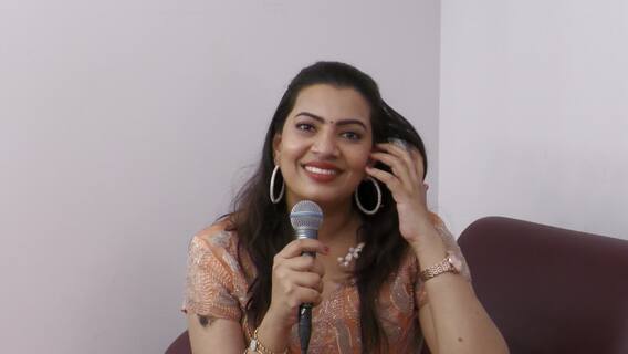 Geetha Madhuri Exclusive Interview: బొమ్మ బ్లాక్ బస్టర్ సమయంలో నందు-రష్మి మీమ్స్ పై రియాక్షన్