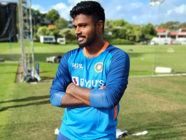 Shikhar Dhawan Says about Sanju Samson playing 11 india vs new zealand Sanju Samson को प्लेइंग इलेवन में क्यों नहीं मिल रहा मौका? Shikhar Dhawan ने बताया कारण