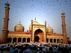 Delhi's Jama Masjid Bars Entry Of Women Coming Alone Or With Friends. Check Details
