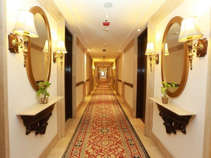 Govt Fixes Indicative value for The Ashok Hotel under NMP at Rs 7,409 crore The Ashok Hotel: इतने करोड़ में बिकने को तैयार 'द अशोक' होटल, सरकार ने तय की कीमत
