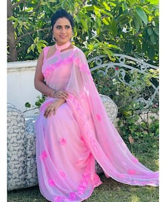 Intinti Gruhalakshmi Prashanthi: పింక్ శారీలో 'గృహలక్ష్మి' లాస్య (ప్రశాంతి) పిక్స్