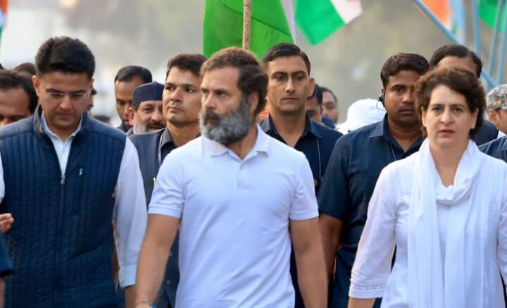 একের পর এক রাজ্যে ক্ষমতা হাতছাড়া হলেও, ২০২৪-এর লোকসভা নির্বাচনকে পাখির চোখ করেই, জনসংযোগ বাড়াতে, বিমুখ কর্মী-সমর্থকদের মনে আবেগ সঞ্চার করতেই রাহুলের এই পদযাত্রা বলে মনে করছে রাজনৈতিক মহল।