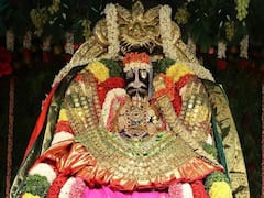 వైభవంగా లక్ష్మీ కాసులమాల శోభాయాత్ర, అమ్మవారికి అయ్యవారి కానుక!