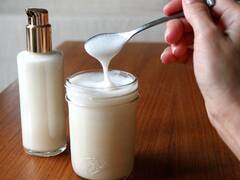 50 रुपए से भी कम में घर में बाजार जैसा बनाएं बॉडी लोशन, ड्राई स्किन को बनाएगा सॉफ्ट