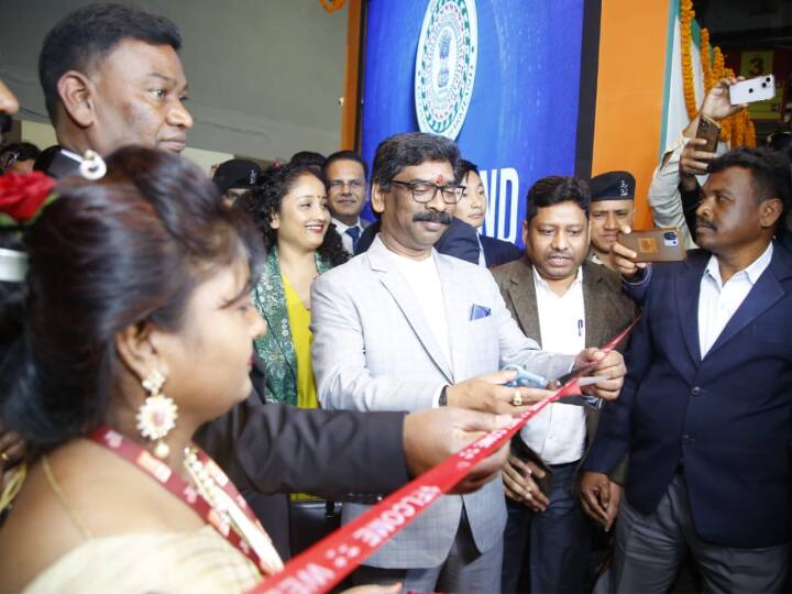 CM Hemant Soren participated in Jharkhand Foundation Day organized in International Trade Fair Delhi: अंतरराष्ट्रीय व्यापार मेले में झारखंड स्थापना दिवस का आयोजन, CM सोरेन हुए शामिल