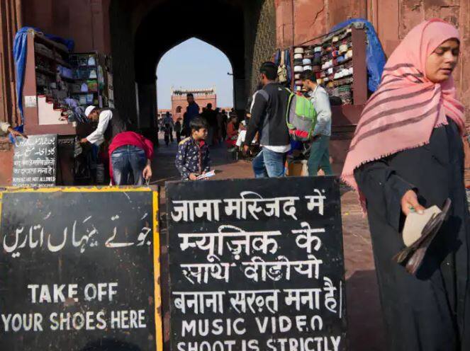 shahi imam of delhi jama masjid banning women in mosque facing oppose Jama Masjid Row: 'ਭਾਰਤ 'ਚ ਤਾਲਿਬਾਨੀ ਫ਼ਰਮਾਨ ਨਹੀਂ ਚੱਲੇਗਾ', ਜਾਮਾ ਮਸਜਿਦ 'ਚ ਔਰਤਾਂ ਦੇ ਦਾਖ਼ਲੇ 'ਤੇ ਪਾਬੰਦੀ ਦਾ ਛਿੜਿਆ ਵਿਵਾਦ