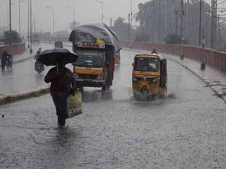 Tamilnadu Weather Update rain in chennai 13 districts chance to rain TN Rain: சென்னையில் திடீர் மழை..! 13 மாவட்டங்களில் மழைக்கு வாய்ப்பு..! முழு விவரம் உள்ளே..