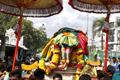 In Pics: వైభవంగా శ్రీవారి పాదాల‌ ఊరేగింపు, చూసి తరించండి