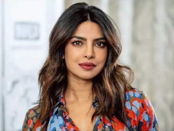 बॉलीवुड एक्ट्रेस प्रियंका चोपड़ा ने आलिया और रणबीर को बधाई देते हुए लिखा है- God Bless Raha