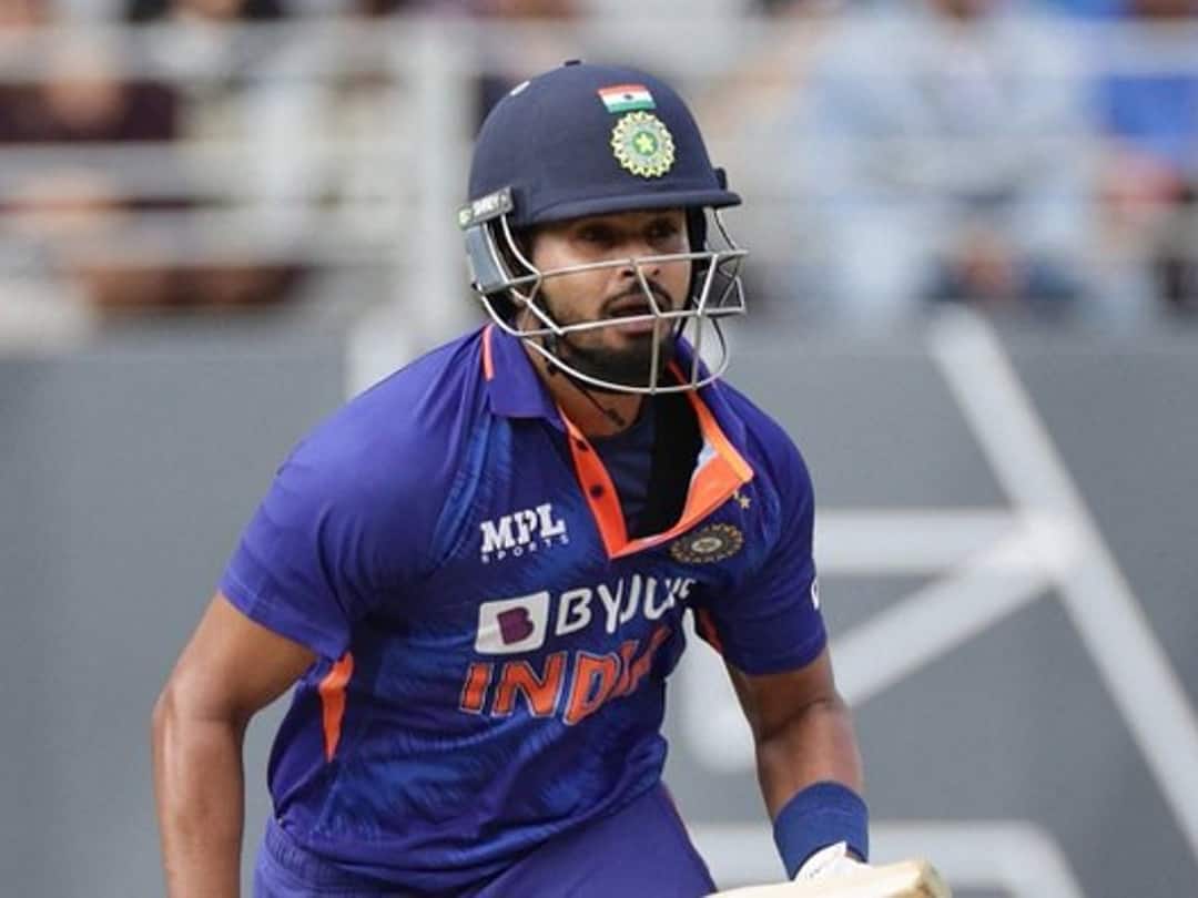 India vs New zealand 1st ODI India gave 307 runs target to New zealand IND vs NZ, 1st ODI : धवन-गिलच्या अर्धशतकानंतर अय्यरची तडाखेबाज खेळी, भारताचं न्यूझीलंडसमोर 307 धावाचं आव्हान