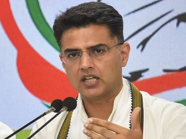 Rajasthan Congress Crisis Sachin Pilot responds to Ashok Gehlot’s traitor remark, Know In Detail Rajasthan Congress Crisis: అంత పెద్ద వారై ఉండి అలాంటి భాష వాడతారా? గహ్లోట్‌పై సచిన్ పైలట్‌ ఆగ్రహం