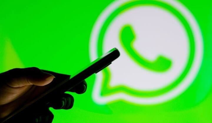 હવે તમે વોટ્સએપ પર ગુણવત્તામાં ફોટા મોકલી શકો છો તેના માટે વોટ્સએપને બેસ્ટ ક્વોલિટી ફિચર માટે યુઝર્સ માટે રીલિઝ કરી દેવામાં આવ્યું છે. તેના માટે તમારા આઈ બટન મારફતે સેટિંગ એપનમાં જઇને સ્ટોરેજ એન્ડ ડેટા વિકલ્પ ક્લિક કરવું પડશે.