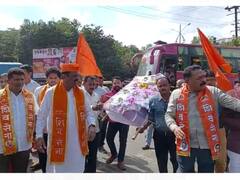 Kolhapur News : कोल्हापुरात कर्नाटकच्या मुख्यमंत्र्यांची प्रतीकात्मक अंत्ययात्रा; तिरडी काढून घेताना शिवसैनिक-पोलिसांमध्ये झटापट