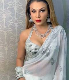 Rakhi Sawant B’day: 44 ਸਾਲ ਦੀ ਹੋ ਗਈ 'ਡਰਾਮਾ ਕੁਈਨ' ਰਾਖੀ ਸਾਵੰਤ, ਦੇਖੋ ਬੁਆਏਫ੍ਰੈਂਡ ਆਦਿਲ ਨਾਲ ਉਨ੍ਹਾਂ ਦੇ ਪਿਆਰ ਭਰੇ ਰਿਸ਼ਤੇ ਦੀ ਝਲਕ