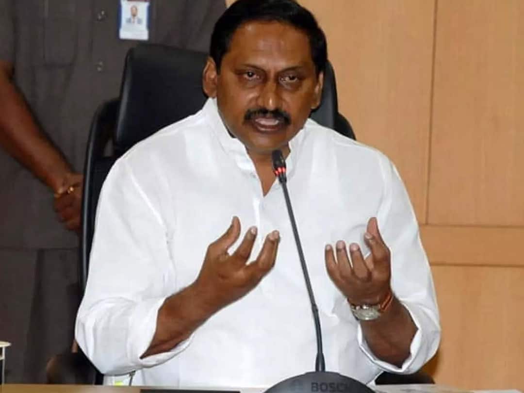 Former CM Kiran kumar reddy sensational comments on Three capitals in Unstoppable Show Kiran Kumar Reddy : అవన్నీ ఒక్క చోట ఉంటేనే బెటర్, మూడు రాజధానులపై కిరణ్ కుమార్ రెడ్డి కామెంట్స్