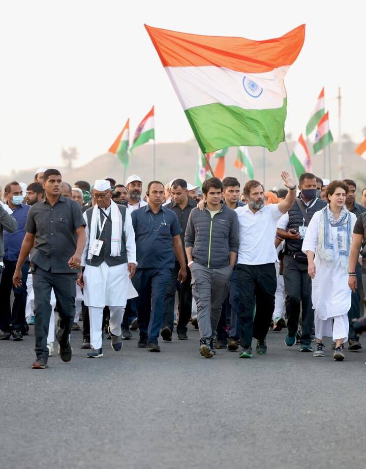 ప్రియాంక గాంధీతో పాటు ఆమె కుమారుడు రేహాన్ కూడా జోడో యాత్రలో కనిపించారు.