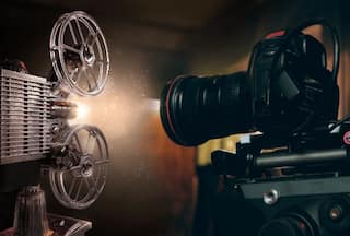 These 5 Diploma Courses will Provide Direct Entry in Film Industry and Salary of Lakhs Film Industry: ફિલ્મ ઈન્ડસ્ટ્રીમાં ડાયરેક્ટ એન્ટ્રી અને લાખોની કમાણી કરવી છે? તો કરો માત્ર આટલું