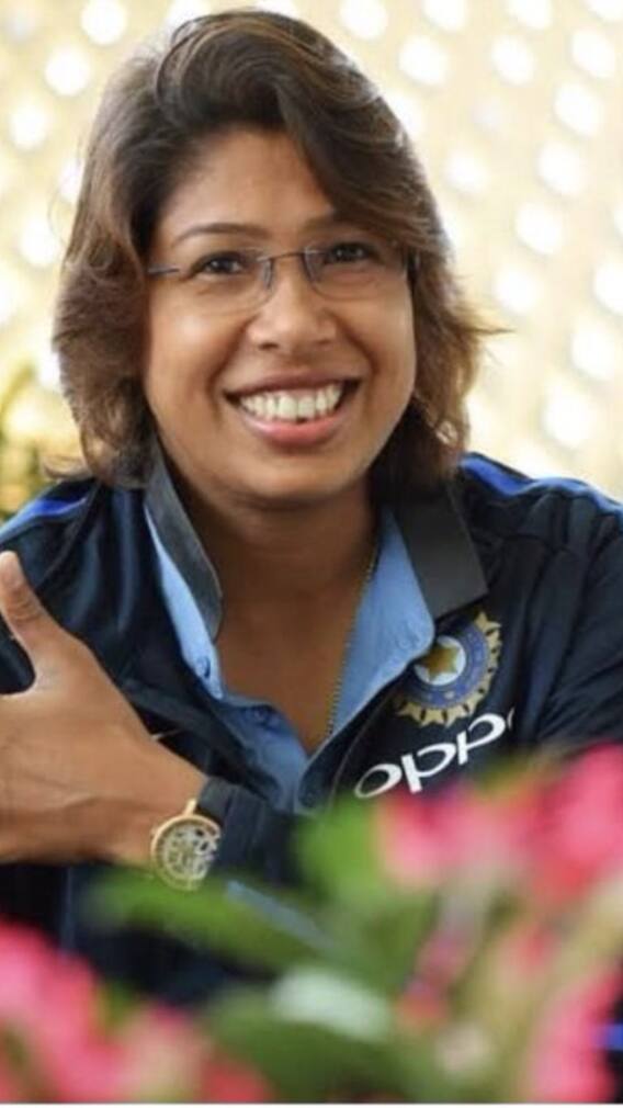 জন্মদিনে ফিরে দেখা ঝুলনের কিংবদন্তি কেরিয়ার