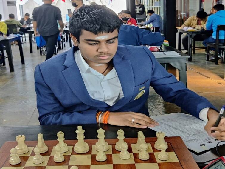 Asian Junior Chess Championship 2022 Harshavardhan From Tamil Nadu Wins Gold Asian Juniors Chess Championship: ஆசிய ஜூனியர் செஸ் போட்டி : தங்கம் வென்றார் தமிழக வீரர் ஹர்ஷவர்தன்..!