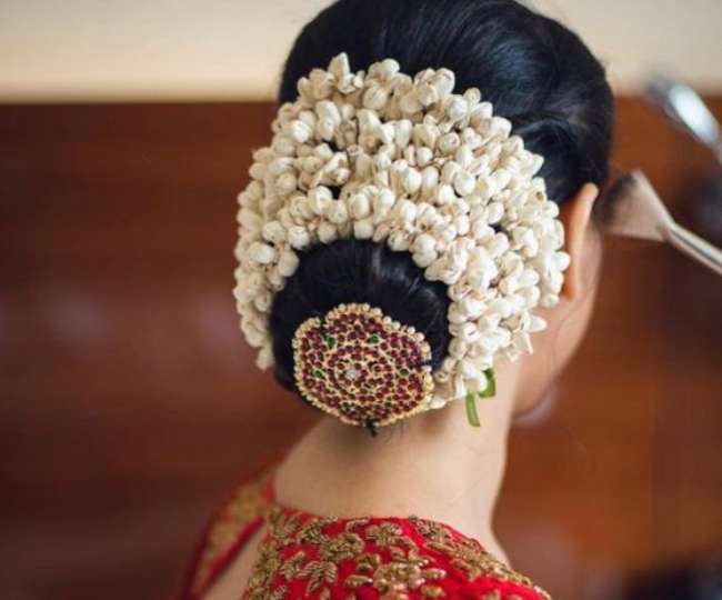 60691 Bridal Hairstyle Stock Photos  Free  RoyaltyFree Stock Photos  from Dreamstime