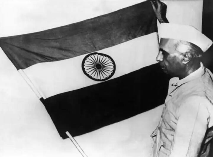 The Mentor To A Fledgling Nation: India Under Nehru India Under Nehru : தத்தளித்துக் கொண்டிருந்த தேசத்தினை கட்டமைத்த முன்னோடி: நேருவின் இந்தியா எப்படி இருந்தது?