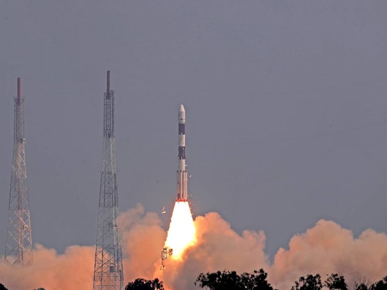 ISRO to Launch PSLV-C54 with Oceansat-3, 8 nano satellites, Check More Details ISRO PSLV-C54: “விண்ணில் செலுத்தப்பட்ட 9 செயற்கைக்கோள்களும் வெற்றிகரமாக நிலைநிறுத்தம்” - இஸ்ரோ தலைவர்