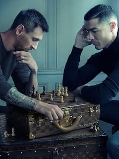 கால்பந்து வரலாற்றில் அதிக கோல் அடித்த டாப் 10 வீரர்கள்..!