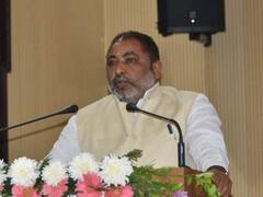 यूपीः अमेरिका की बड़ी कंपनियां यूपी में करेगी निवेश, मंत्री दयाशंकर का दावा- लाखों युवाओं को मिलेगी नौकरी