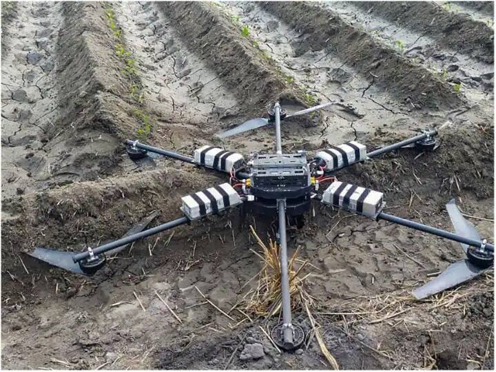 Punjab News: तरन तारन में भारत-पाक सीमा के पास दिखा पाकिस्तानी ड्रोन, BSF ने फायरिंग कर खदेड़ा Punjab Pakistani Drone Suspicious Pakistani drone seen near India Pak border in Taran Taran district Punjab News: तरन तारन में भारत-पाक सीमा के पास दिखा पाकिस्तानी ड्रोन, BSF ने फायरिंग कर खदेड़ा