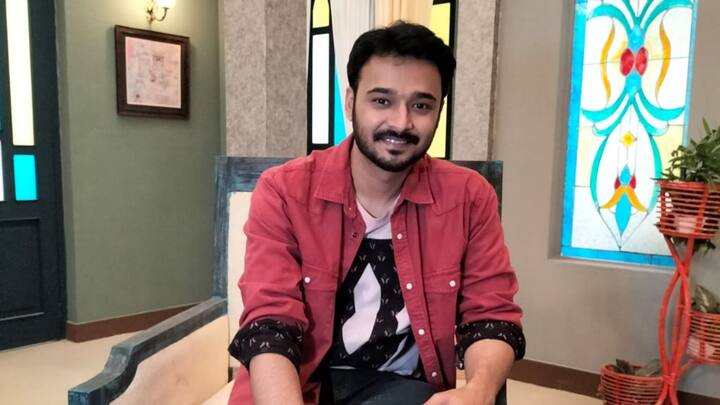 ধারাবাহিক থেকে বিরতি নিয়ে একাধিক ওয়েব সিরিজে কাজ করেছেন রাজদীপ। দীর্ঘ বিরতির পরে আবার ছোটপর্দায় ফিরছেন তিনি।