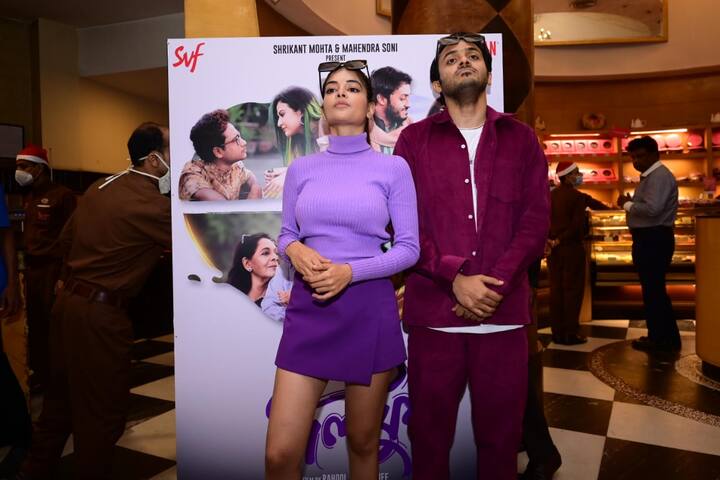 ছবির নাম 'দিলখুশ' (Dilkhush)। আজ প্রকাশ্যে এসেছে এই ছবির প্রথম পোস্টার। গল্পে দেখা যাবে চার জুটিকে।