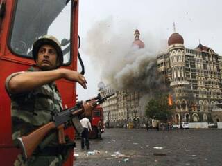 26/11 Mumbai Attacks: 'மும்பை தாக்குதல் - இந்திய வரலாற்றின் கருப்பு நாள்..' 14 ஆண்டுகள் கடந்தும் நடுங்க வைக்கும் கொடூரம்...!