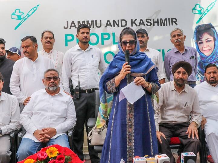 J & K People's Democratic Party  and Tanveer Sadiq of National Conference assembly elections announced Jammu Kashmir: 'चुनाव की घोषणा हो जल्द', कश्मीर की राजनीतिक पार्टियों की मांग