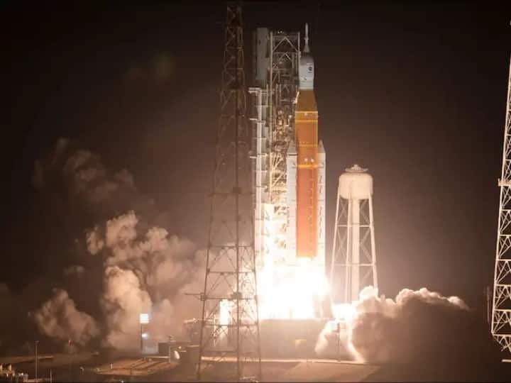 NASA Orion Spacecraft Successfull Enters Moons Orbit Will Make News Record Video