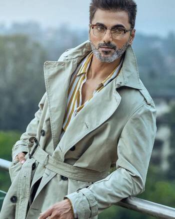 सिद्धांत वीर सूर्यवंशी - पॉपुलर टीवी एक्टर सिद्धांत वीर सूर्यवंशी ने 46 साल की उम्र में दुनिया को अलविदा कह दिया. उनकी मौत 11 नवंबर 2022 को हुई थी.