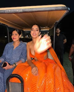 Actress Janhvi Kapoor Latest Photos: அழகூரில் பூத்தவளே... நடிகை ஜான்வி கபூரின் லேட்டஸ்ட் புகைப்படங்கள்!