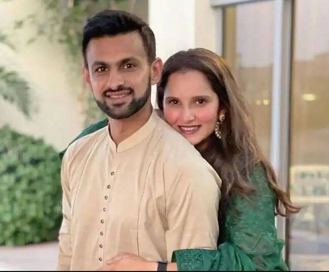 Sania mirza Shoaib Malik Divorce due to these legal issues according to report ਇਸ ਕਾਰਨ ਰੁਕਿਆ Sania Mirza-Shoaib Malik ਦਾ ਤਲਾਕ, ਇਨ੍ਹਾਂ ਕਾਨੂੰਨੀ ਮੁੱਦਿਆਂ ਨੇ ਲਾਈ ਰੋਕ!