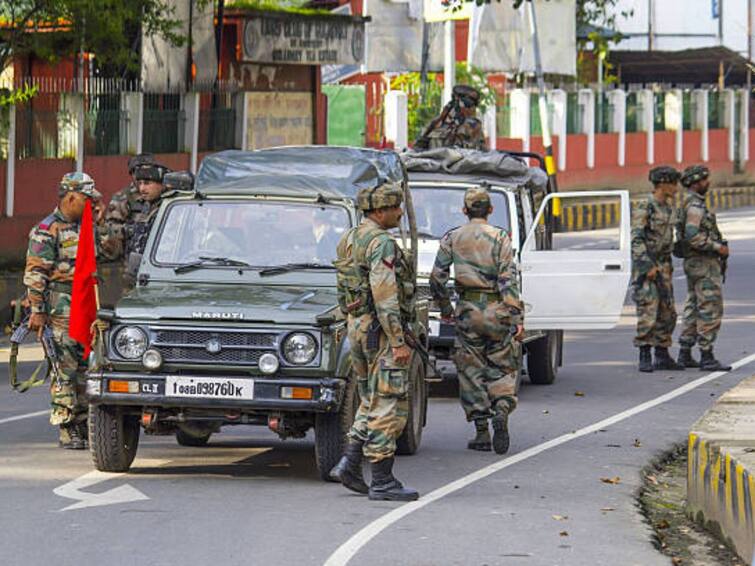 Assam-Meghalaya Tension: Heavy Security Deployed, Travel Restrictions Continue For Sixth Straight Day Assam-Meghalaya Tension: Heavy Security Deployed, Travel Restrictions Continue For 6th Straight Day