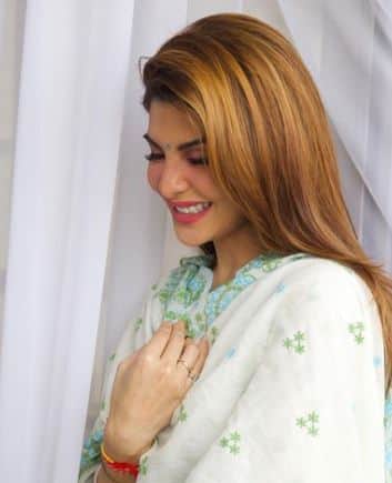 मनी लाँड्रिंग प्रकरणी जॅकलिन फर्नांडिसची पुढची सुनावणी 12 डिसेंबरला होणार आहे.