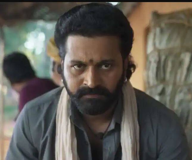 Kantara starrer Rishab Shetty likely replaced from rakshit shetty bachelor party 'ਕਾਂਤਾਰਾ' ਦੀ ਕਾਮਯਾਬੀ ਵਿਚਾਲੇ ਇਸ ਫਿਲਮ ਤੋਂ ਕੱਟਿਆ ਰਿਸ਼ਭ ਸ਼ੈੱਟੀ ਦਾ ਪੱਤਾ! ਕਾਰਨ ਤੁਹਾਨੂੰ ਹੈਰਾਨ ਕਰ ਦੇਵੇਗਾ