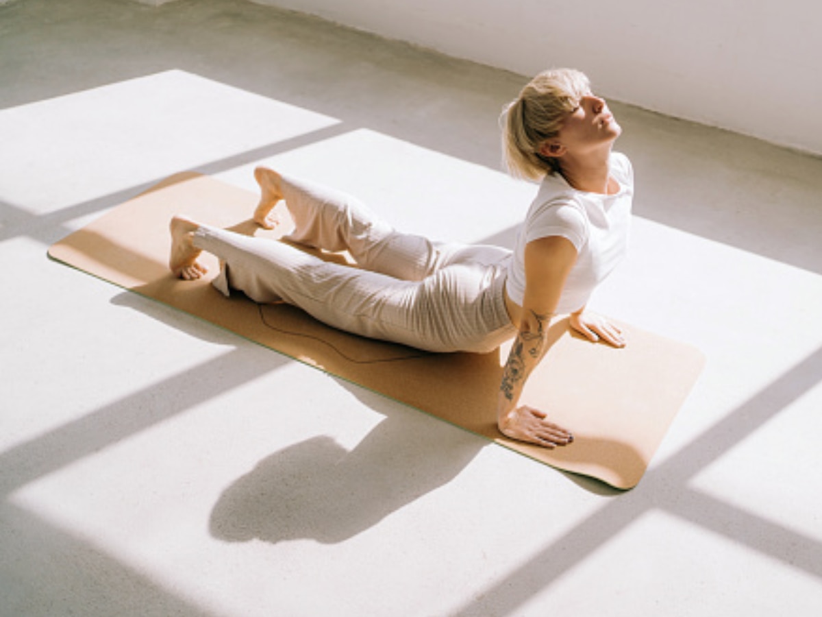 Benefits of Gomukhasana (Cow Face Pose) and How to Do it By Dr. Himani  Bisht - PharmEasy Blog