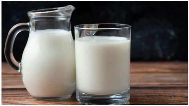 amul milk price in delhi ncr no plans to increase prices in near future Milk Price:  ਕੀ ਫਿਰ ਵਧਣ ਜਾ ਰਹੀਆਂ ਹਨ ਦੁੱਧ ਦੀਆਂ ਕੀਮਤਾਂ, ਆਇਆ ਵੱਡਾ ਅਪਡੇਟ