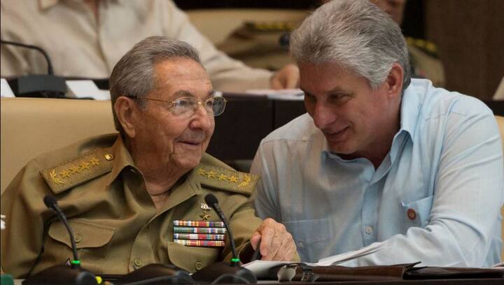 ਫਿਦੇਲ ਕਾਸਤਰੋ 'ਤੇ ਬਣੀ ਡਾਕੂਮੈਂਟਰੀ 'ਚ ਦਾਅਵਾ ਕੀਤਾ ਗਿਆ ਹੈ ਕਿ ਉਸ ਦੇ 35 ਹਜ਼ਾਰ ਔਰਤਾਂ ਨਾਲ ਸਬੰਧ ਸਨ। ਇਹ ਸਿਲਸਿਲਾ ਲਗਭਗ 4 ਦਹਾਕਿਆਂ ਤੱਕ ਜਾਰੀ ਰਿਹਾ। ਫਿਦੇਲ ਕਾਸਤਰੋ ਆਪਣੀ ਤਾਨਾਸ਼ਾਹੀ ਲਈ ਜਾਣੇ ਜਾਂਦੇ ਸਨ। ਉਹਨਾਂ ਨੇ ਕਿਊਬਾ ਉੱਤੇ ਲਗਭਗ 49 ਸਾਲ ਰਾਜ ਕੀਤਾ।