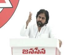 మీలో తెగింపు వాళ్లకీ ఉండుంటే రాజధాని కదిలేది కాదు - పవన్ సంచలన వ్యాఖ్యలు