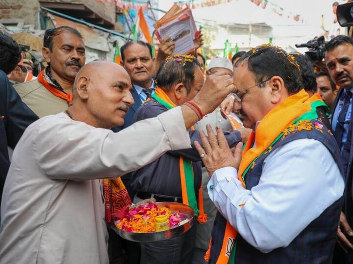 BJP Chief JP Nadda Slams Arvind Kejriwal Delhi Govt in Satyendar Jain Massage Row MCD Election: 12 घंटे, 250 वॉर्ड, प्रचार में उतरे बीजेपी के 100 बड़े चेहरे, नड्डा बोले- सिसोदिया गिना दें सिर्फ दो काम