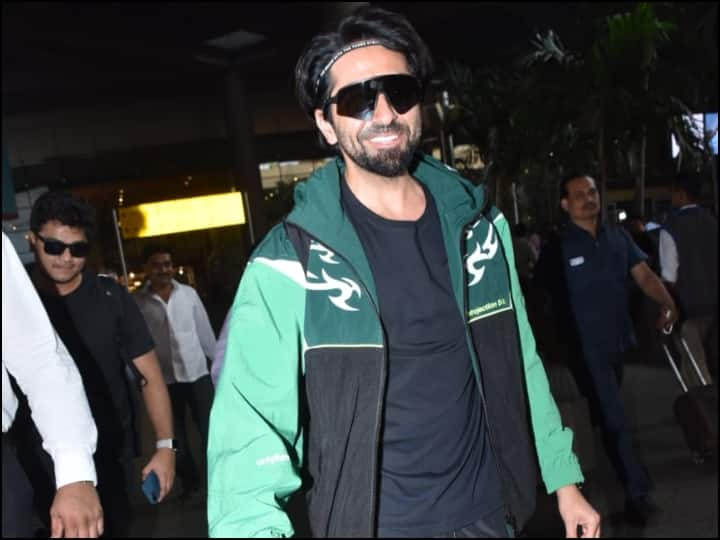 Ayushmann Khurrana At Airport: बॉलीवुड एक्टर आयुष्मान खुराना (Ayushmann Khurrana) इन दिनों अपनी फिल्म 'एन एक्शन हीरो' को लेकर चर्चा में हैं. एक्टर को हाल में एयरपोर्ट पर स्पॉट किया गया था.