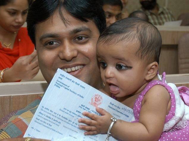 Birth Certificate Mandatory for Govt Jobs Driving Licence Voter List Amendment to Registration of Birth Death Act Winter Session Parliament Birth Certificate Mandatory: સ્કૂલથી લઈ નોકરી સુધી ફરજિયાત થશે બર્થ સર્ટિફિકેટ, કાનૂનમાં બદલાવની તૈયારી